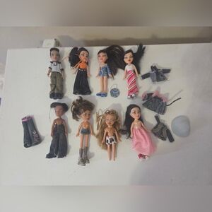 Lil' Bratz 4" dolls Set Of 8
